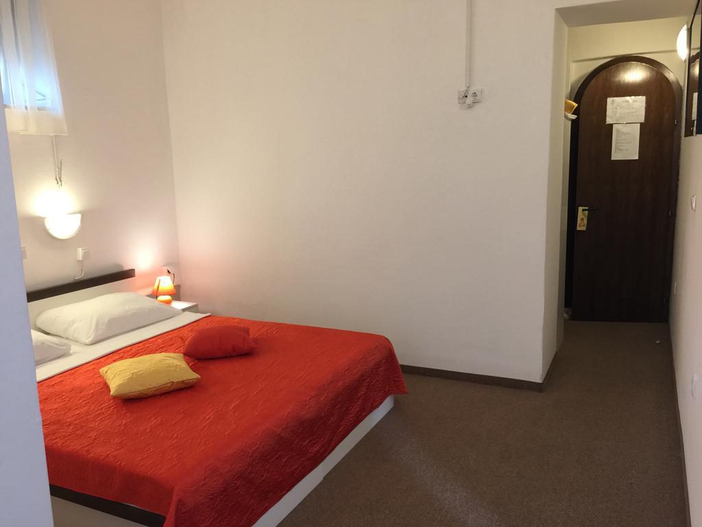 Hotel Ruza Novi Vinodolski Ruang foto