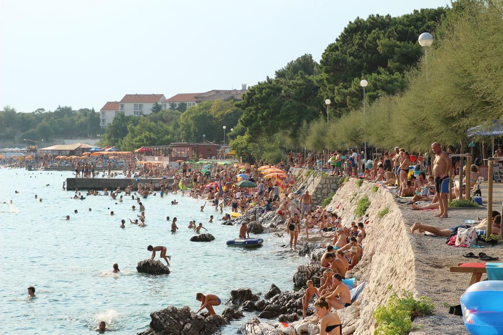 Hotel Ruza Novi Vinodolski Bagian luar foto