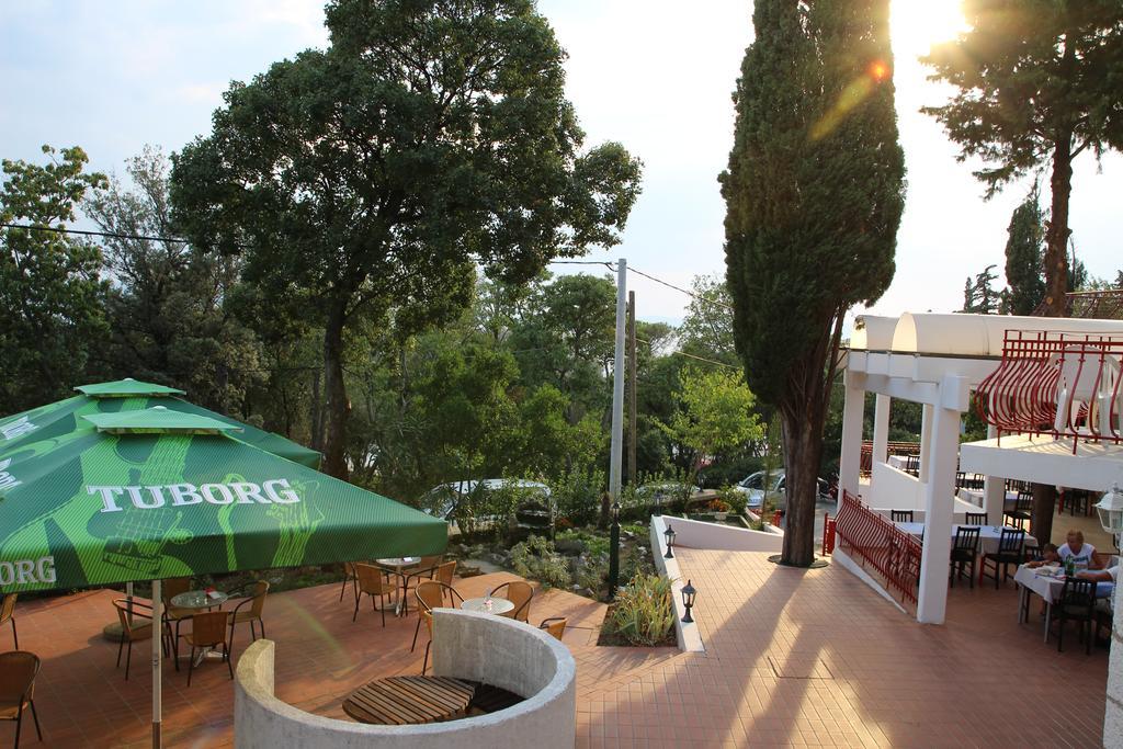 Hotel Ruza Novi Vinodolski Bagian luar foto
