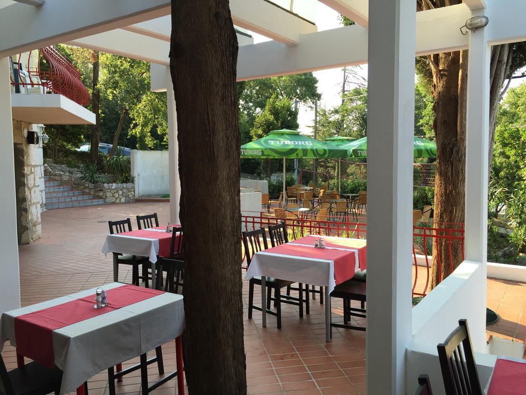 Hotel Ruza Novi Vinodolski Bagian luar foto