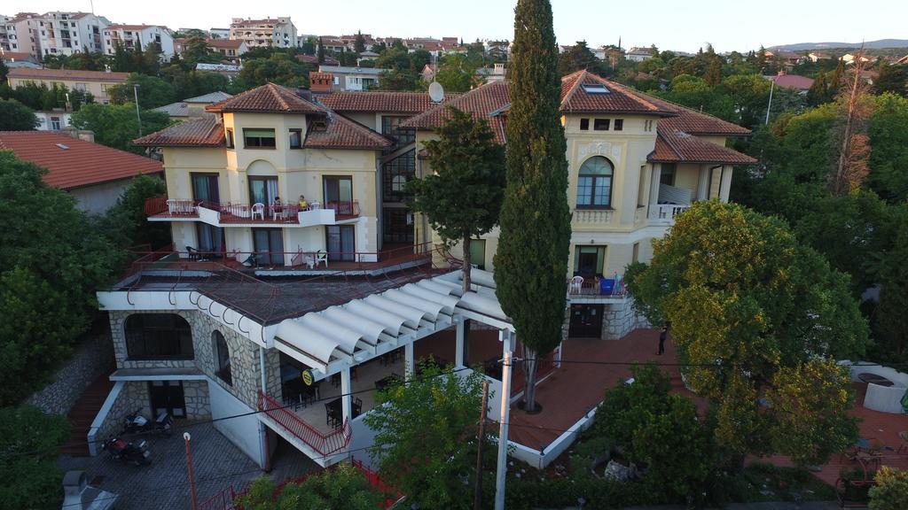 Hotel Ruza Novi Vinodolski Bagian luar foto