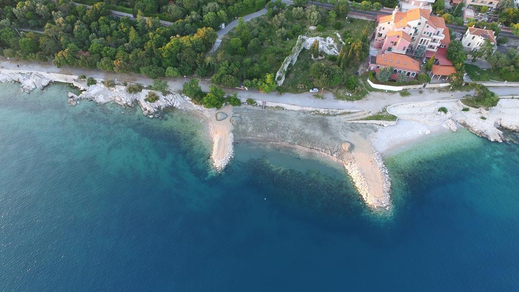 Hotel Ruza Novi Vinodolski Bagian luar foto