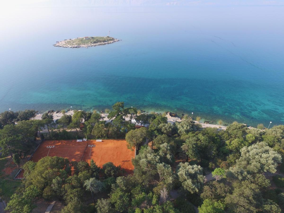 Hotel Ruza Novi Vinodolski Bagian luar foto